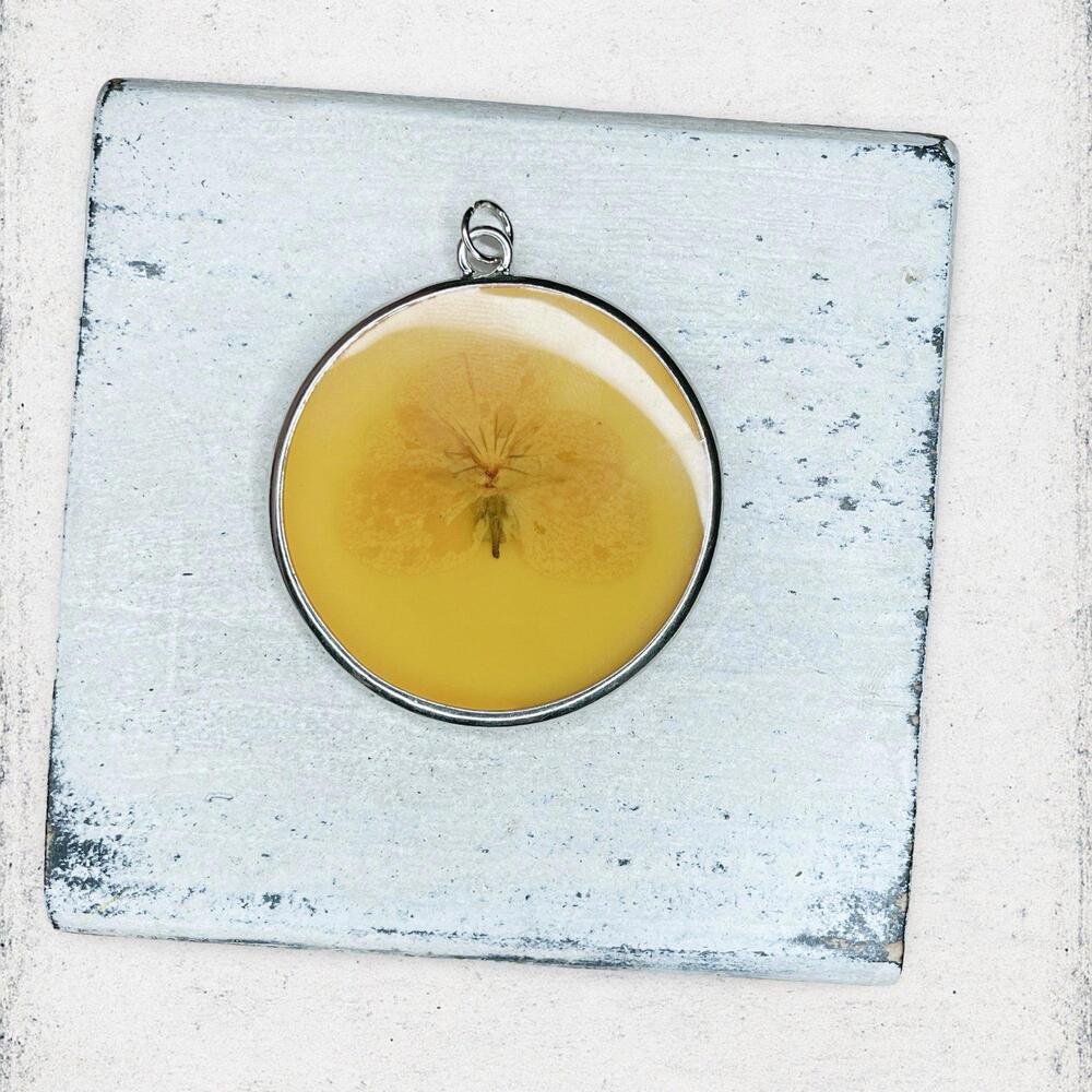 196. Yellow Resin Handmade Flower Pendant